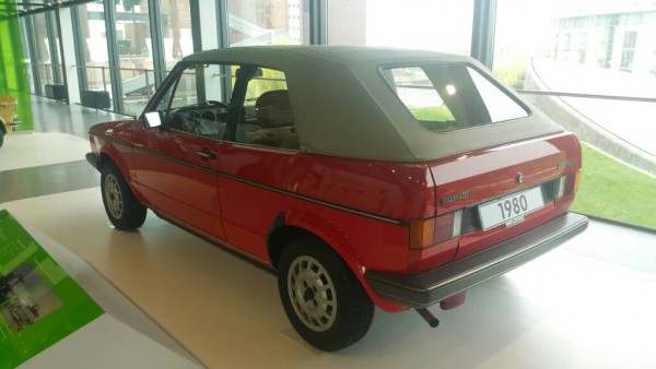 aa367bcbee3bec3c9f0622c254f3119c.jpg