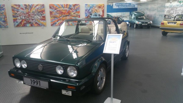c2a990db970b942d4060e9e8b6a1d888.jpg