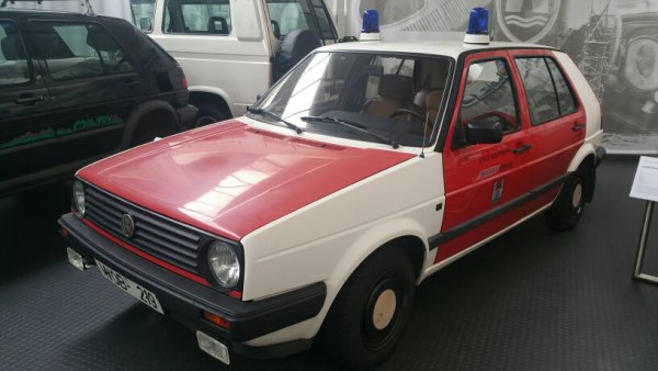 2bf89dac326cc79b3fedfc3cd6a9b23f.jpg