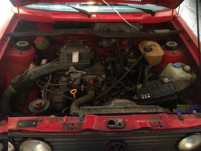 Moteur.JPG (52.1 Kio) Vu 2308 fois Photo aussi du moteur, que je trouve pas très propre, mais, vous me direz, c'est pas forcément le plus important.